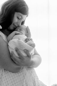 Fotografo Newborn Roma  zona Talenti